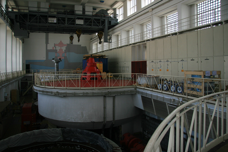 Illustration for article titled A Rare Look Deep Inside an Old-Fashioned Hydroelectric Power Plant